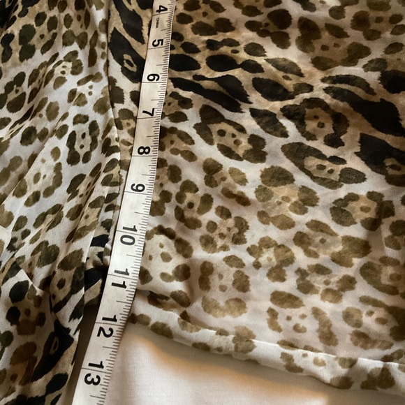 Calvin Klein Leopard Print Blouse 1X Ruffle Sleeve V-Neck Lined - Picture 7 of 9
